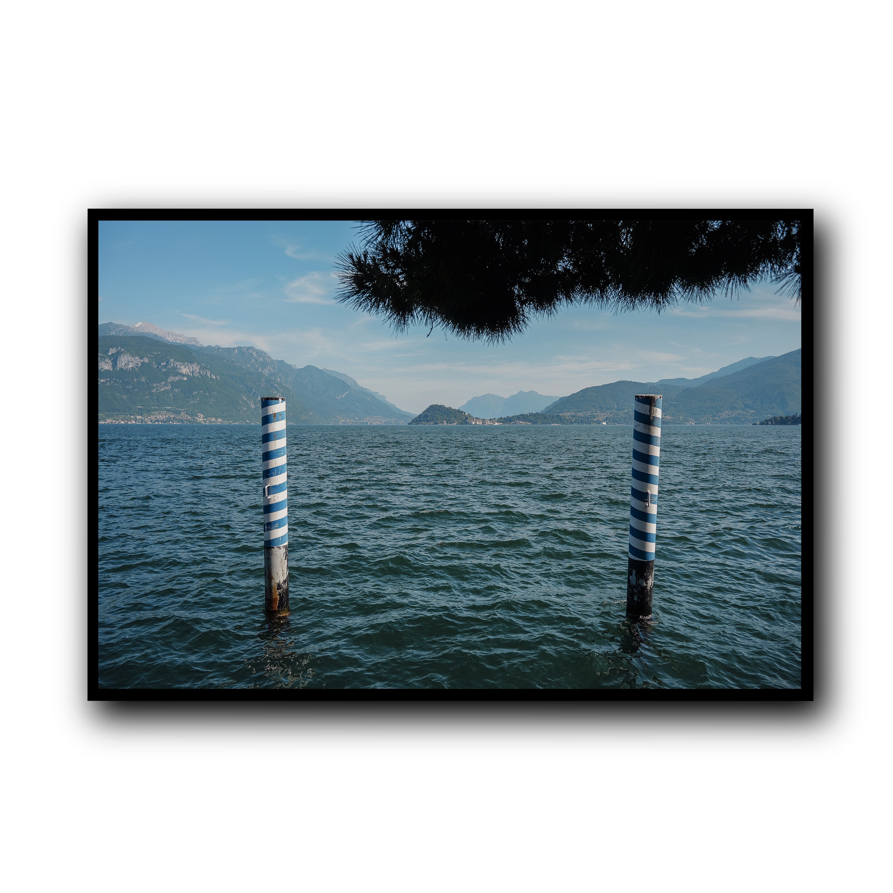 Guardians of the Lake, Como