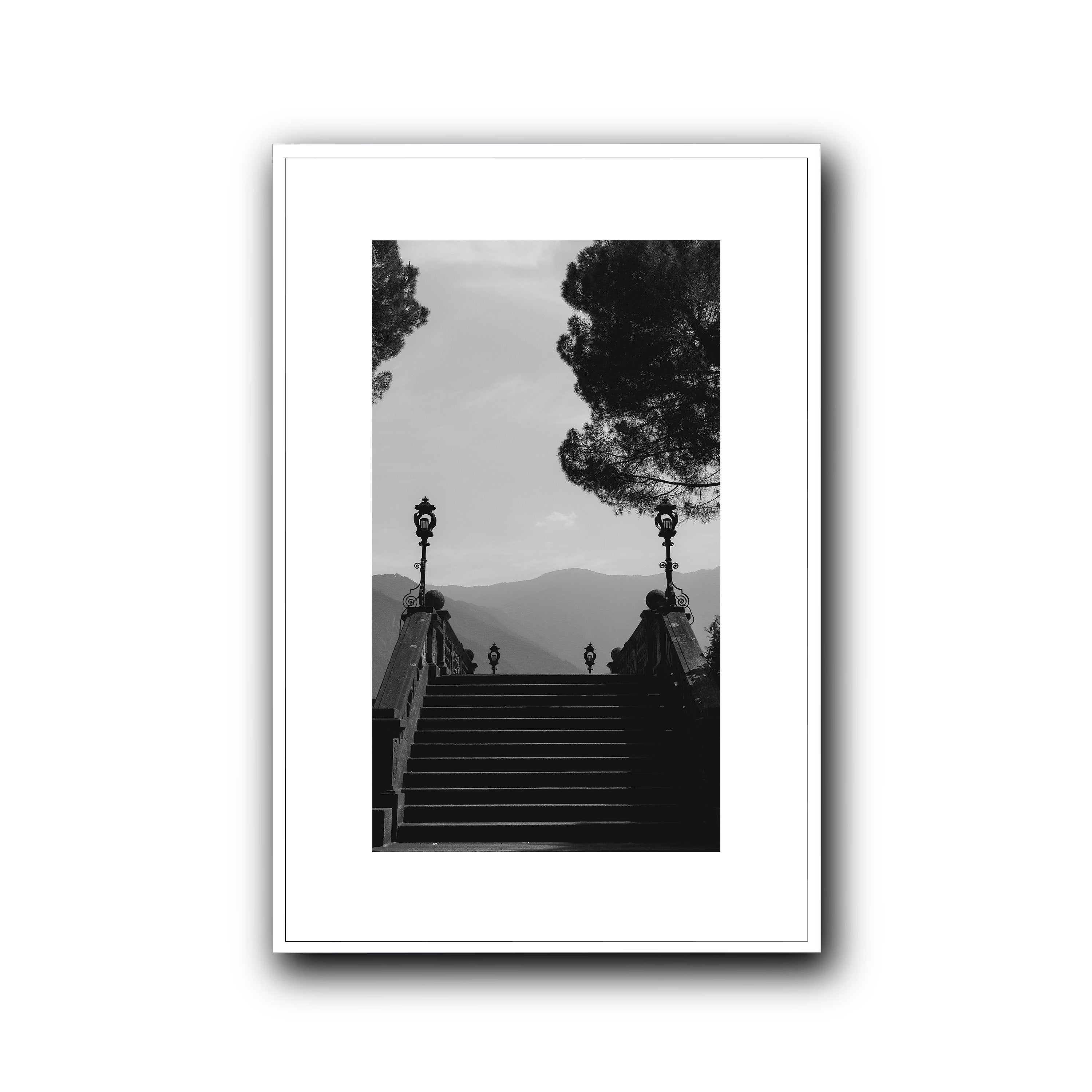 Steps Toward the Horizon, Como