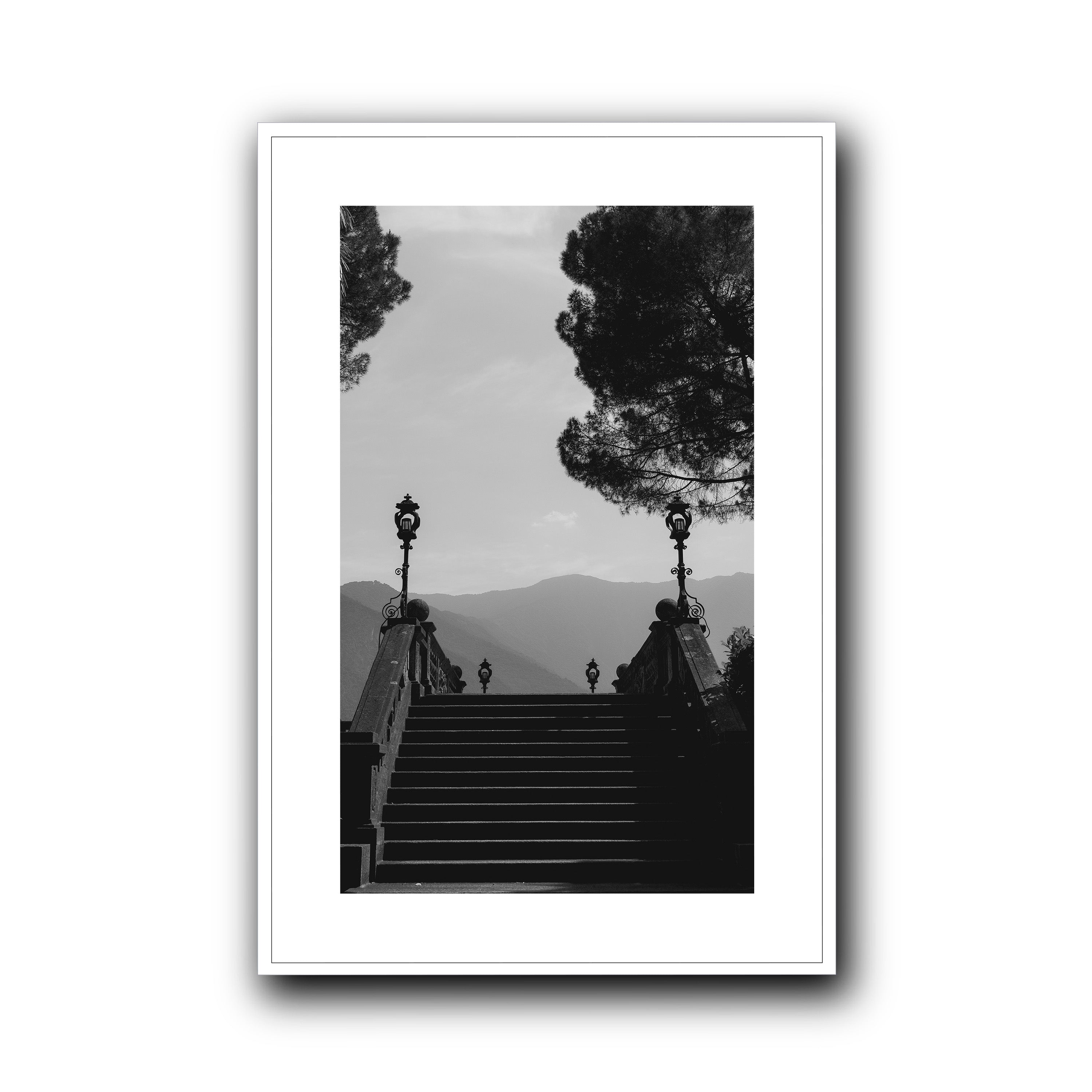 Steps Toward the Horizon, Como