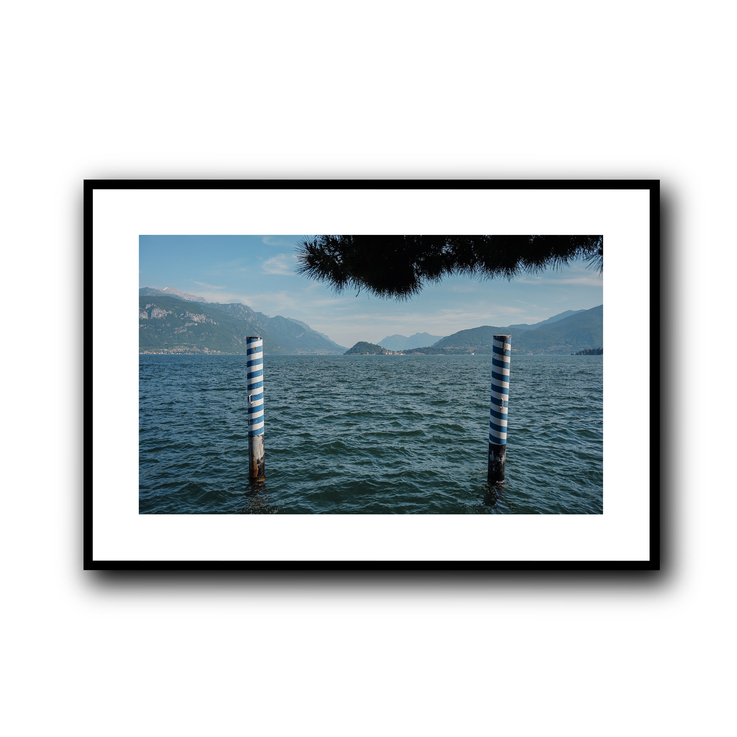 Guardians of the Lake, Como