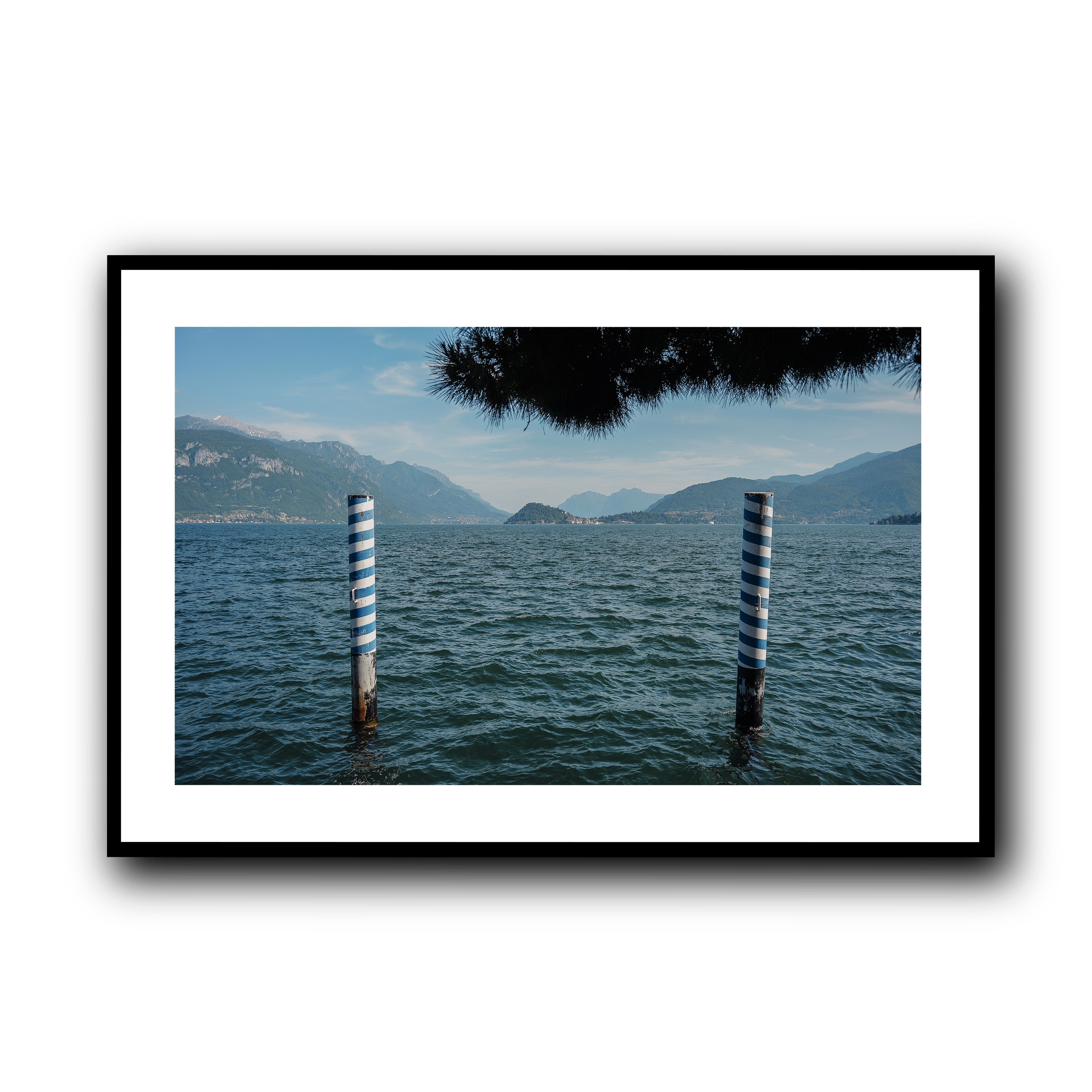 Guardians of the Lake, Como