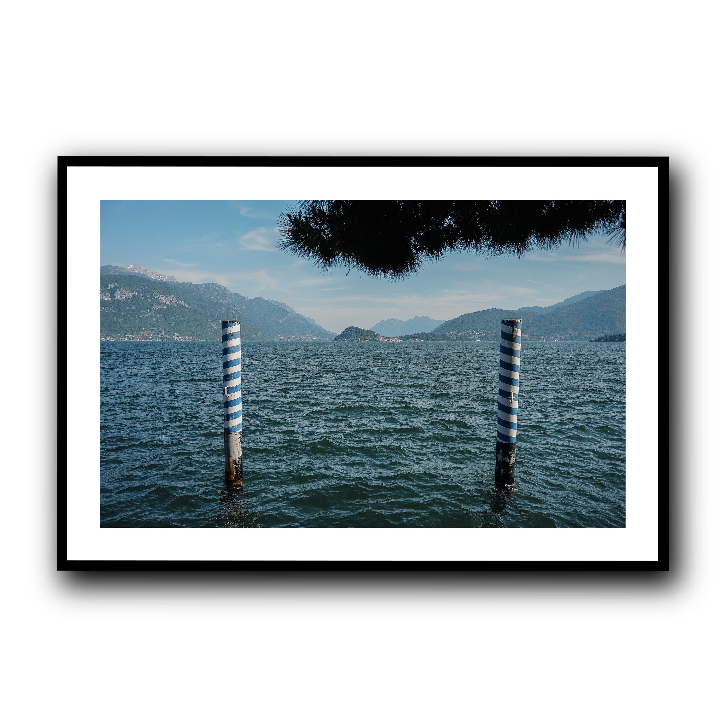 Guardians of the Lake, Como