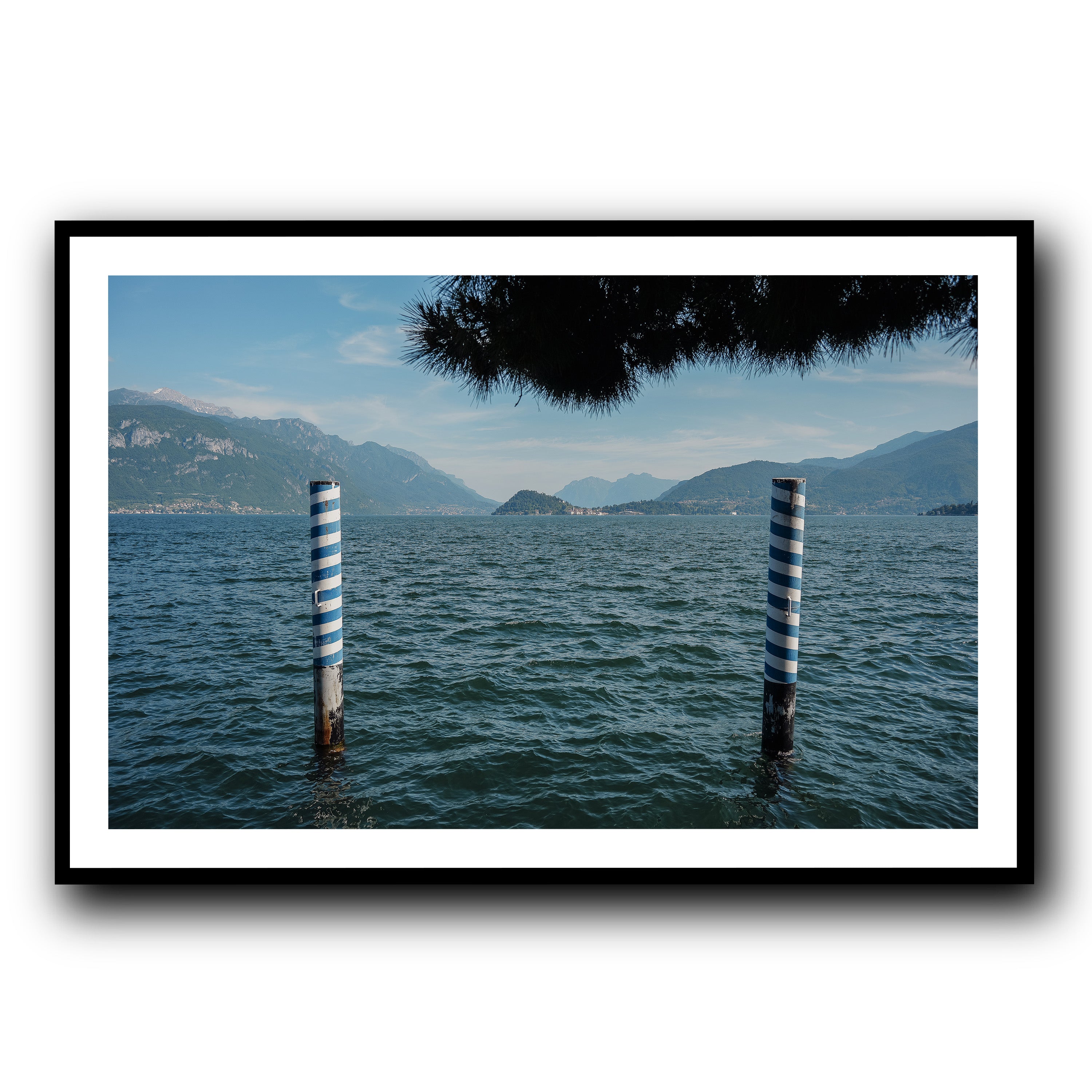 Guardians of the Lake, Como