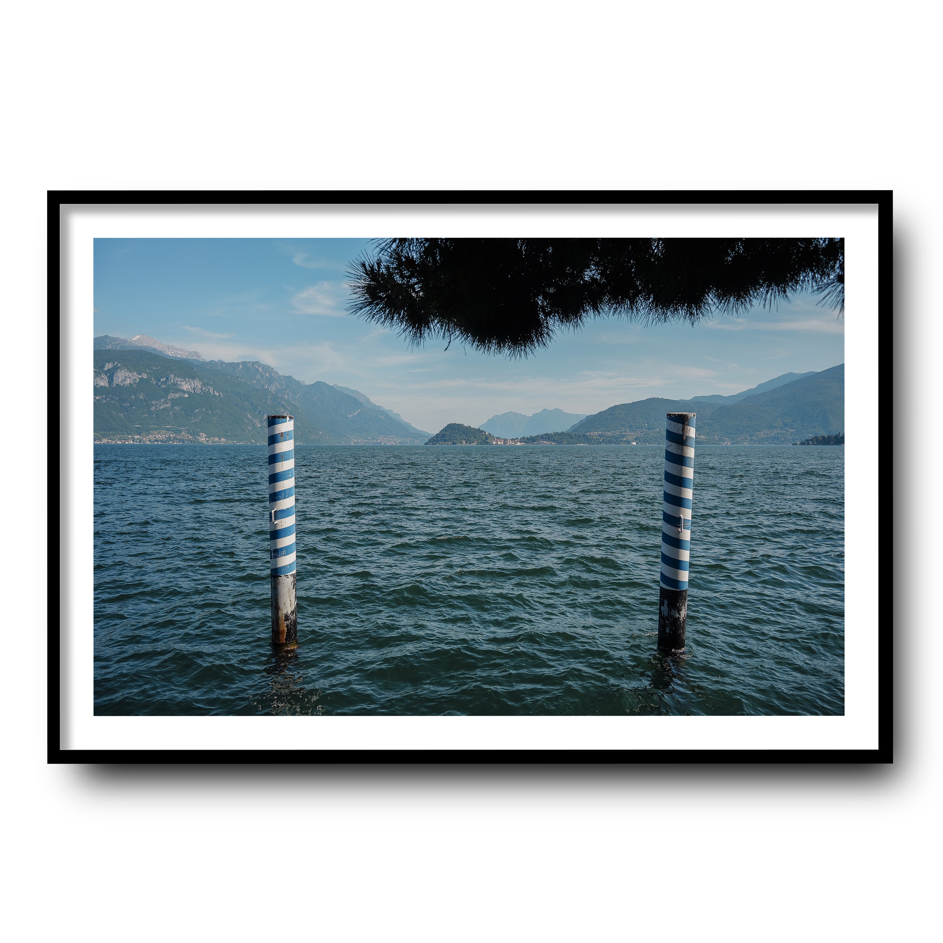 Guardians of the Lake, Como